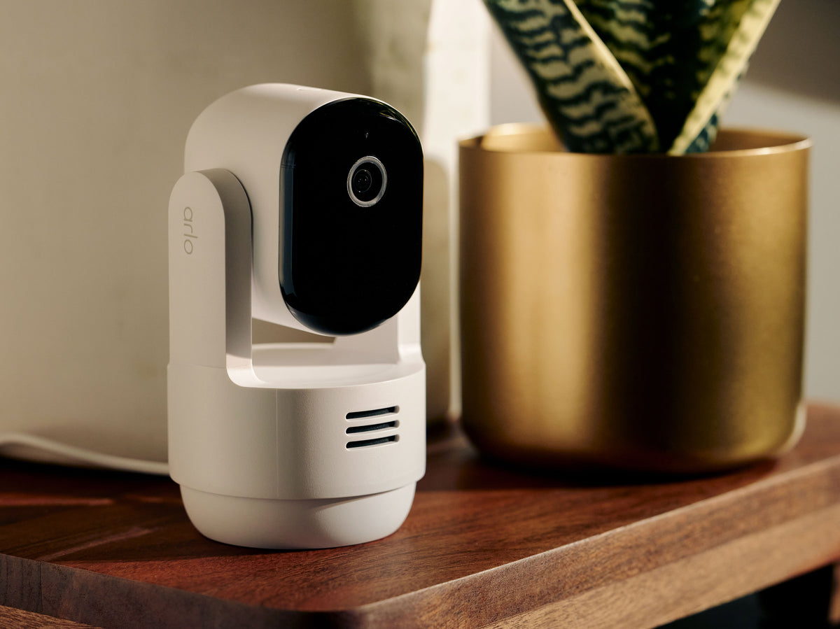 Essential Pan Tilt Indoor Camera