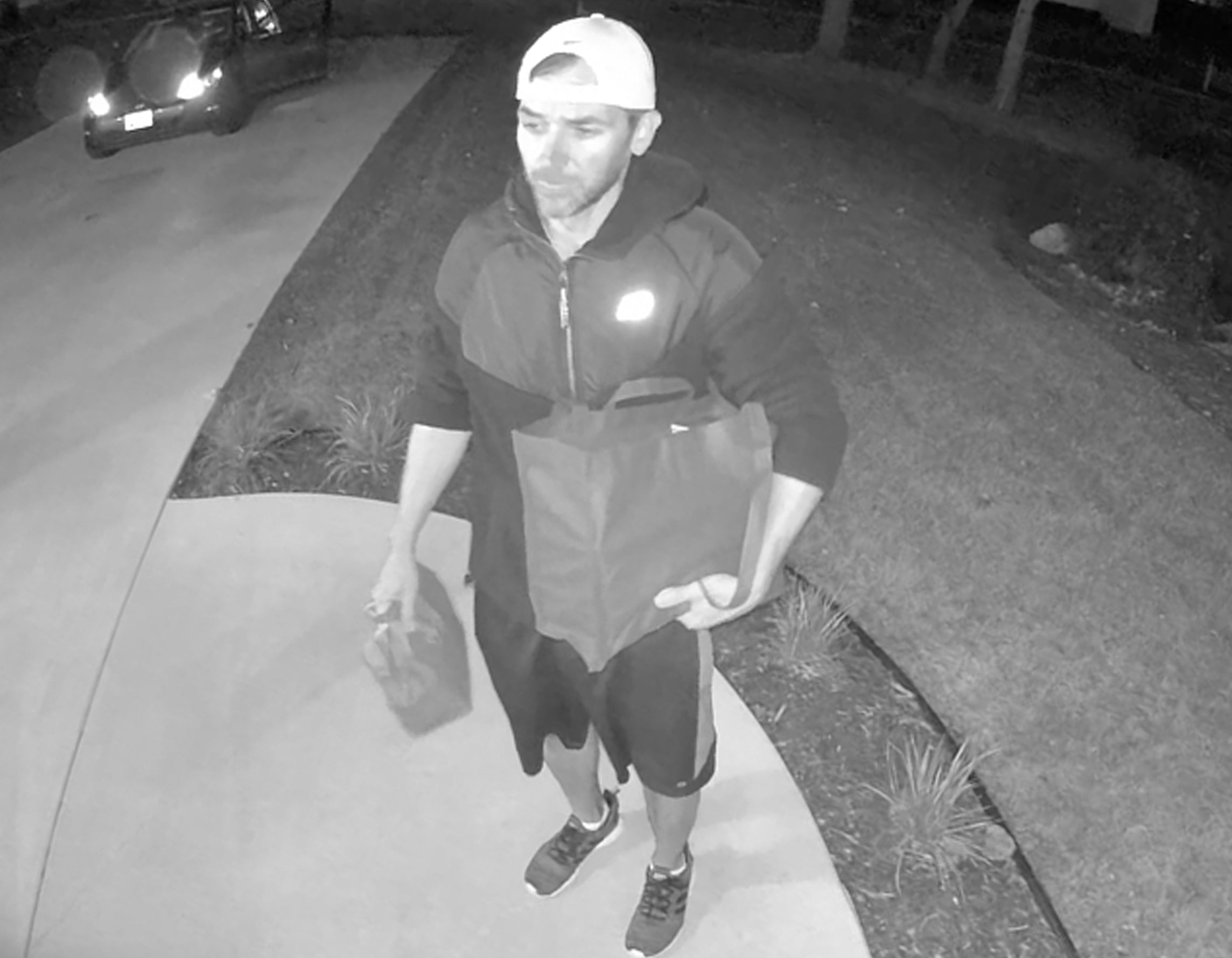 Capture all the details, even when it's dark.